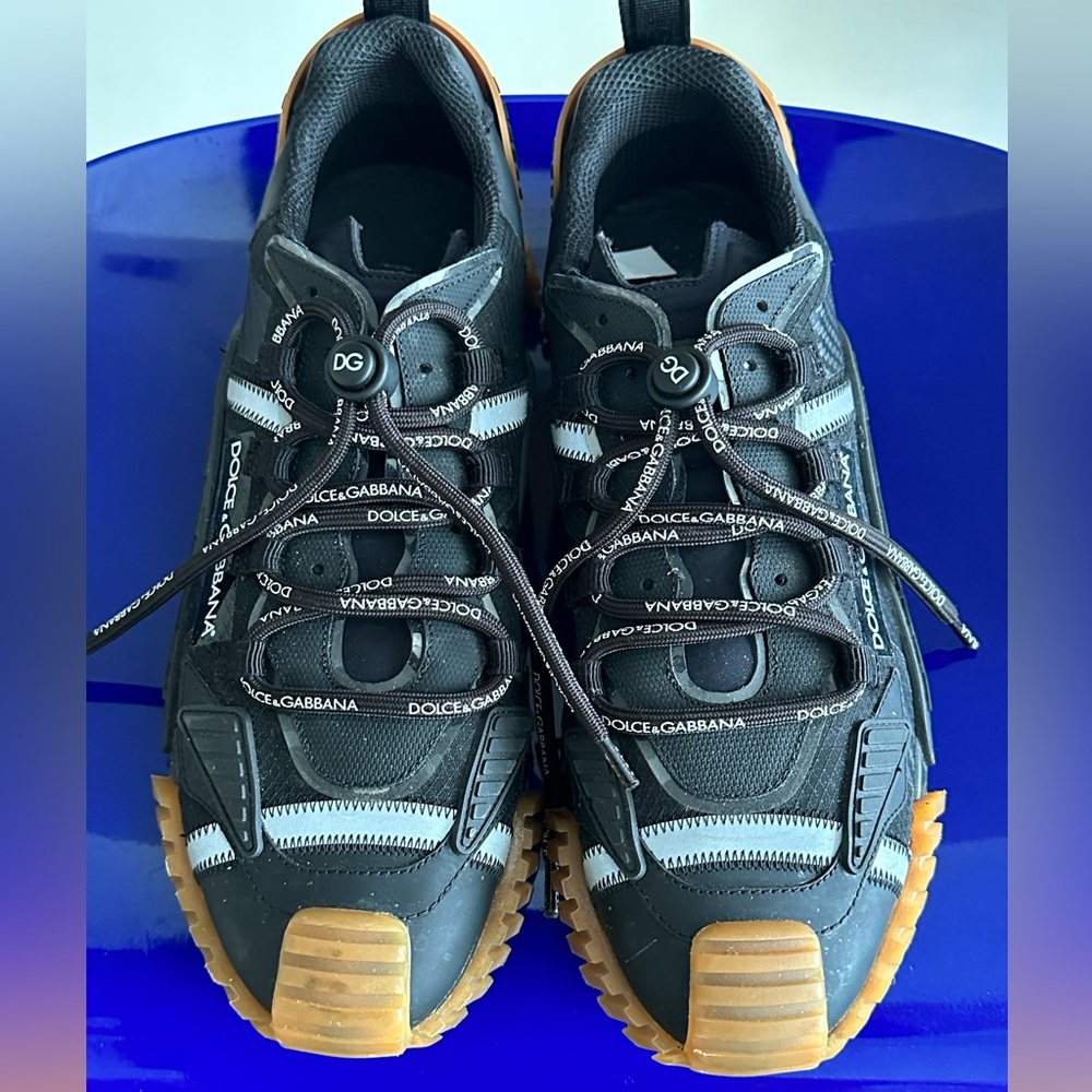 Men’s Dolce & Gabbana Sneakers (No box)
